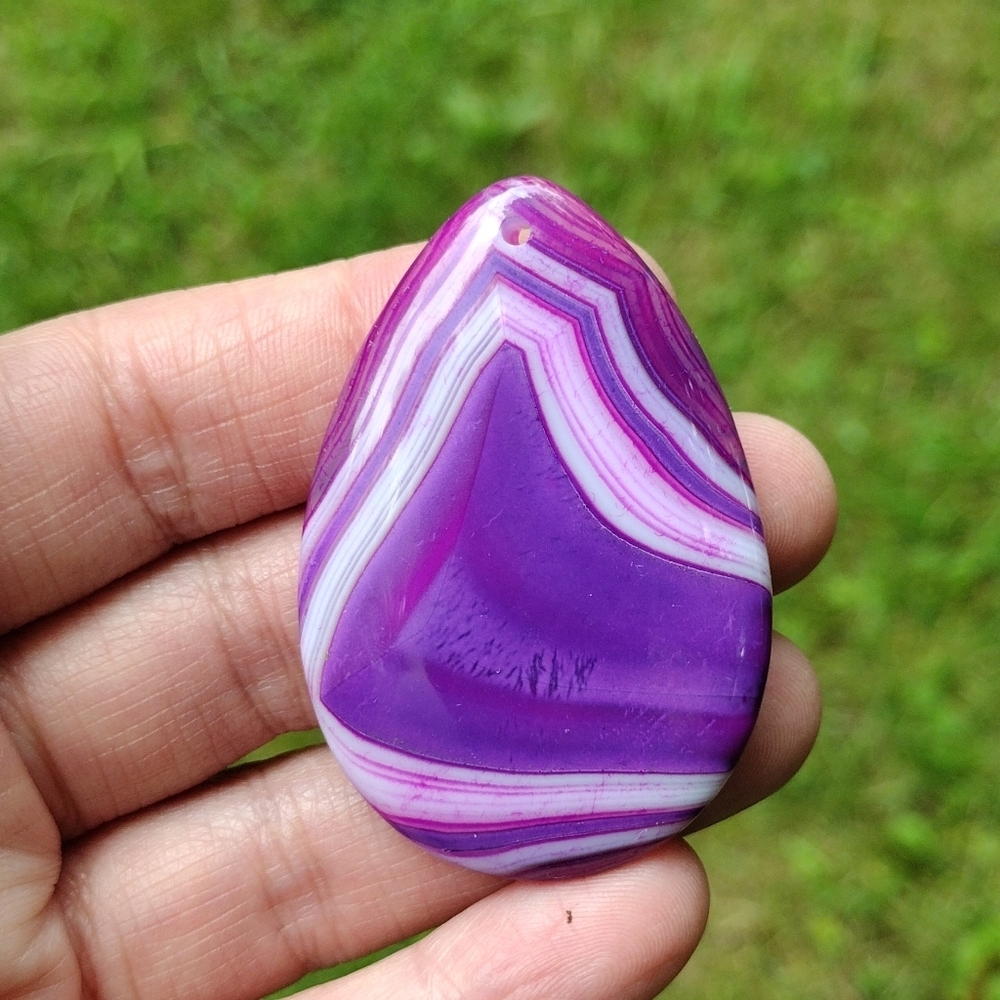 Purple And White Agate Pendant Necklace